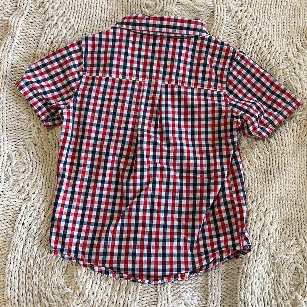 5T Button Up - Picture 2 of 2